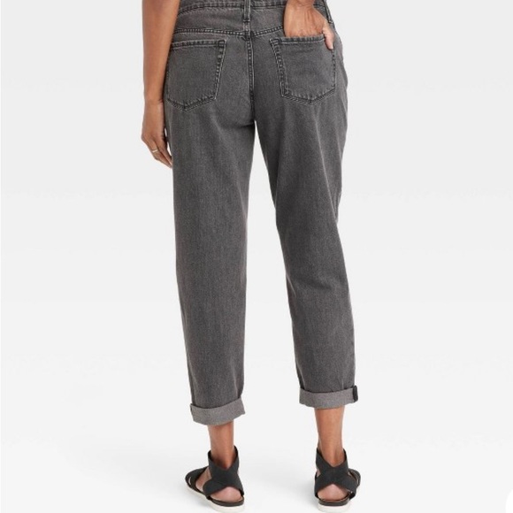 Under Belly Boyfriend Maternity Jeans by Isabel Maternity Size 6, Black - Picture 3 of 3